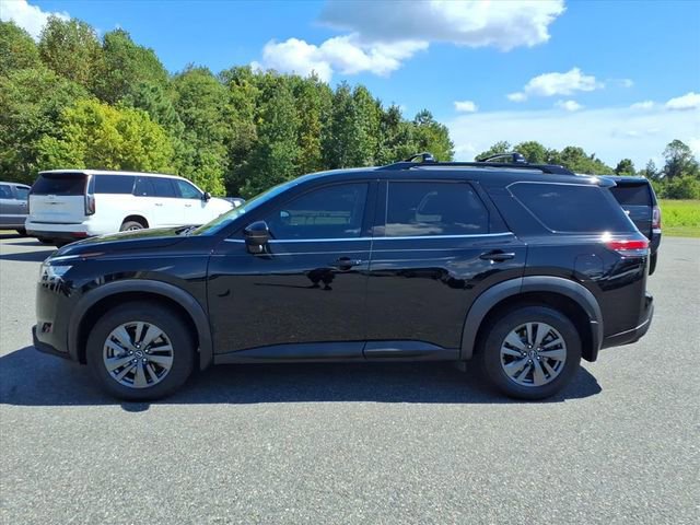 Used 2022 Nissan Pathfinder SV video 2