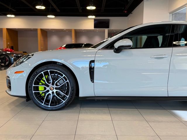 Used 2021 Porsche Panamera 4S w/ Premium Package image 9