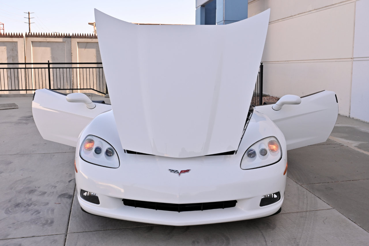 Used 2006 Chevrolet Corvette Convertible w/ Preferred Equipment Group RWD image 62