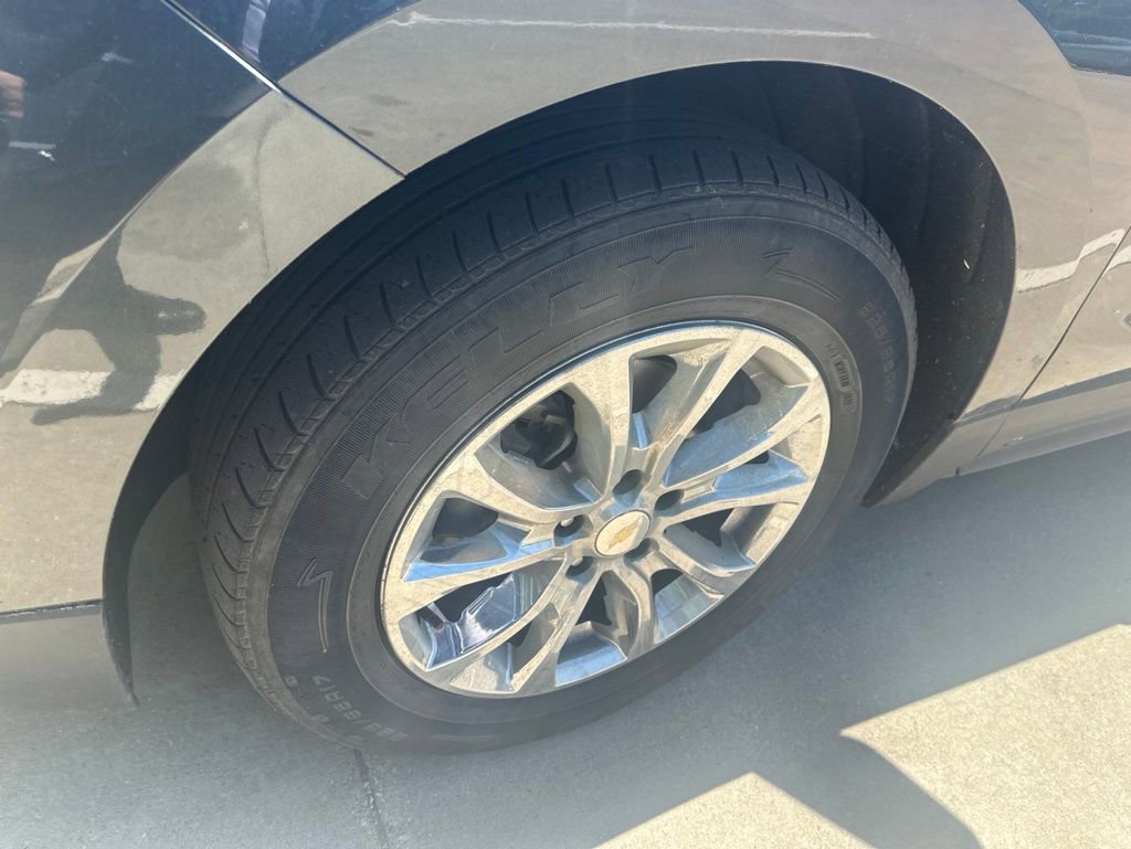 Used 2020 Chevrolet Equinox LS FWD image 5