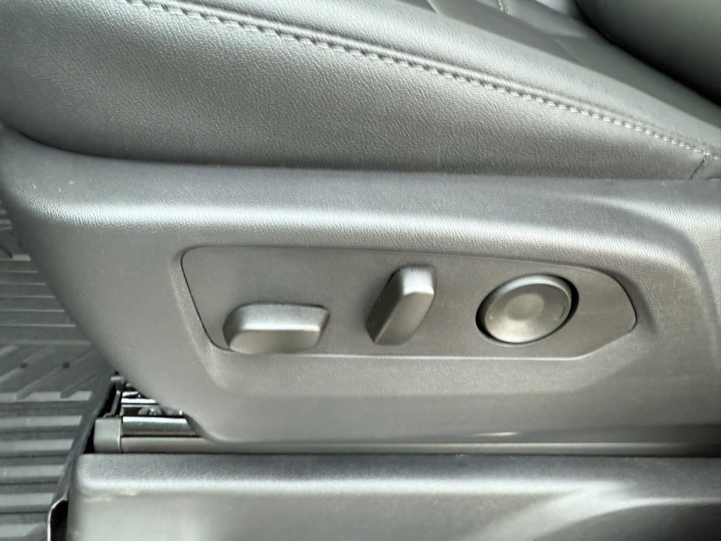 New 2026 Chevrolet Silverado 1500 LTZ w/ Z71 Off-Road Package image 12