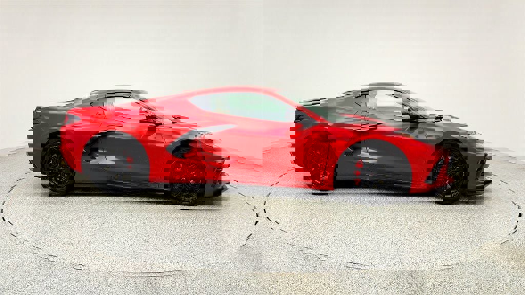 Used 2025 Chevrolet Corvette Stingray Preferred Cpe w/ Body-Color Dual Roof Package RWD image 4