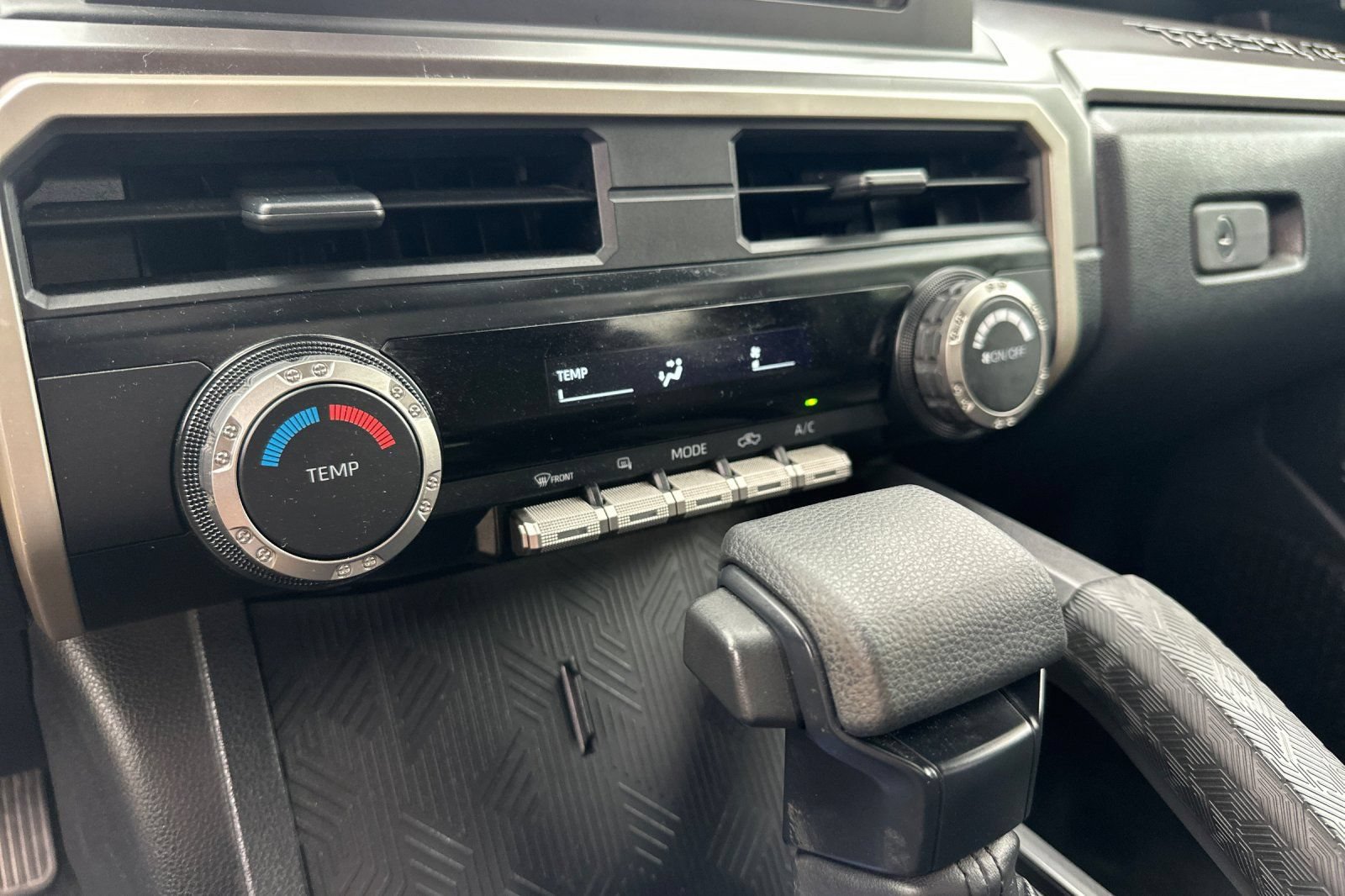 Certified 2025 Toyota Tacoma SR5 RWD image 28