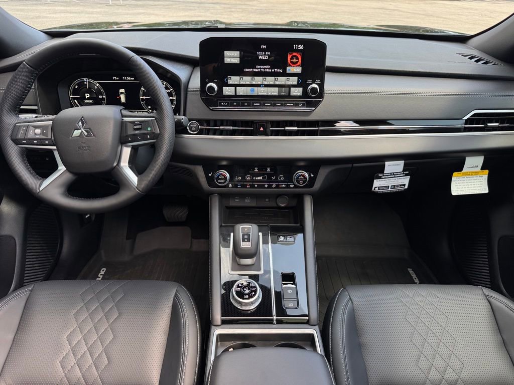 New 2025 Mitsubishi Outlander SEL Black Edition image 24