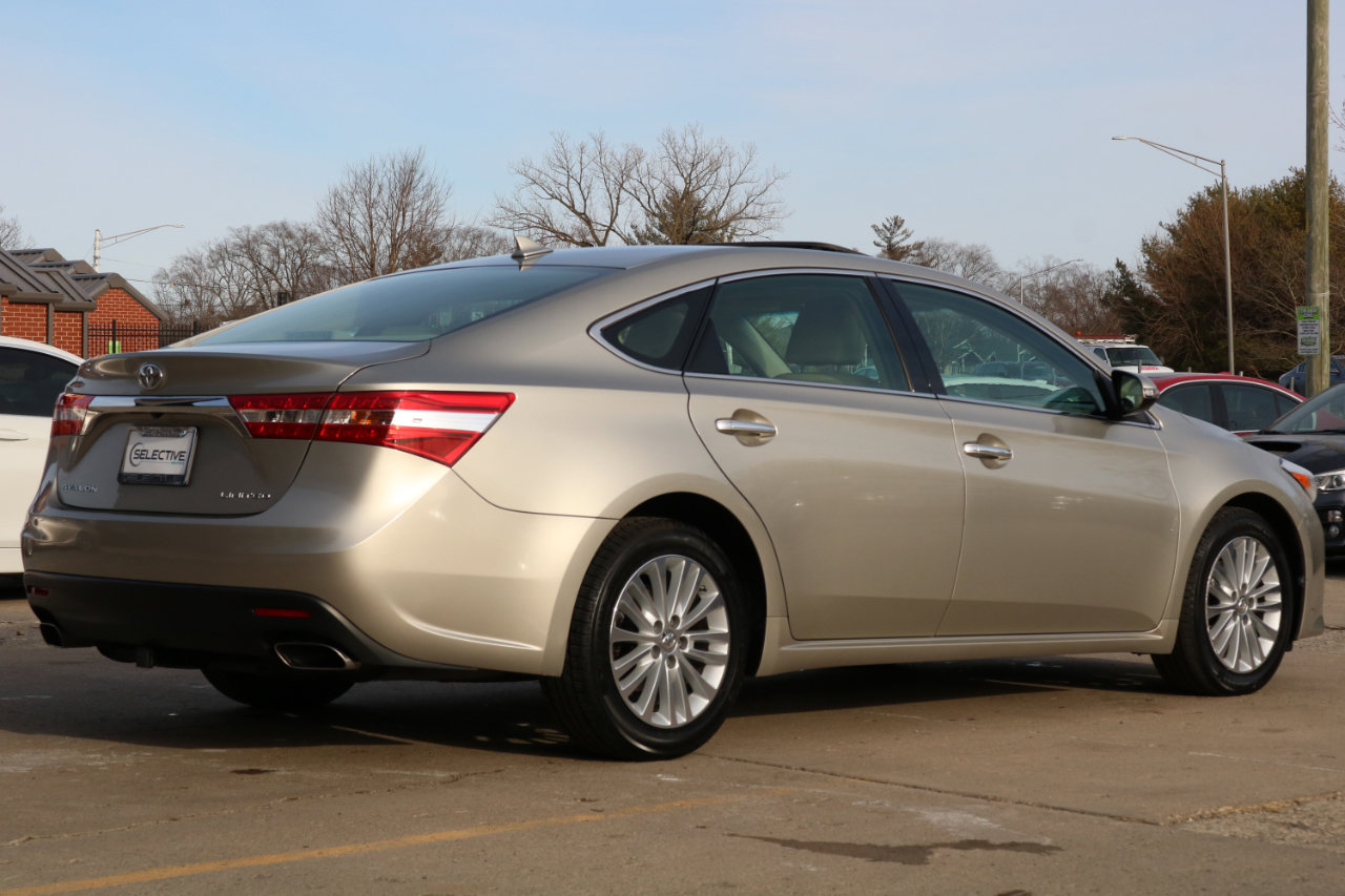 Used 2014 Toyota Avalon Limited image 6