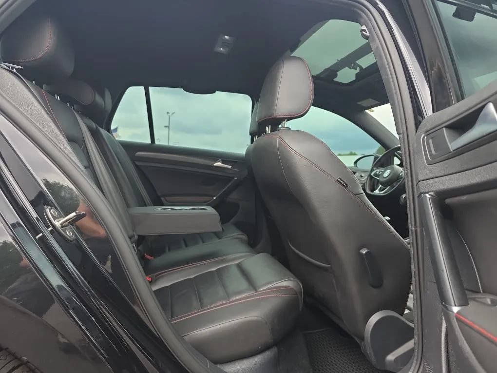 Used 2019 Volkswagen GTI Autobahn FWD image 40
