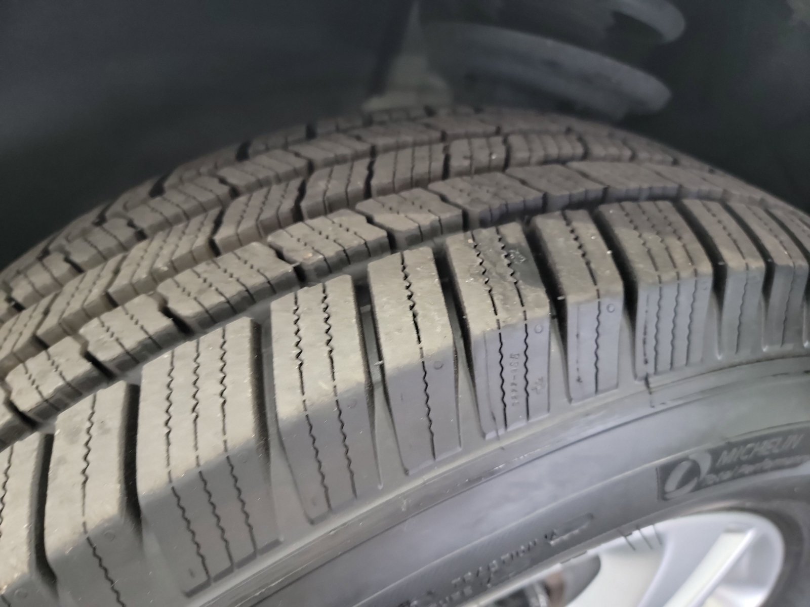 Used 2020 Buick Enclave Essence FWD image 29