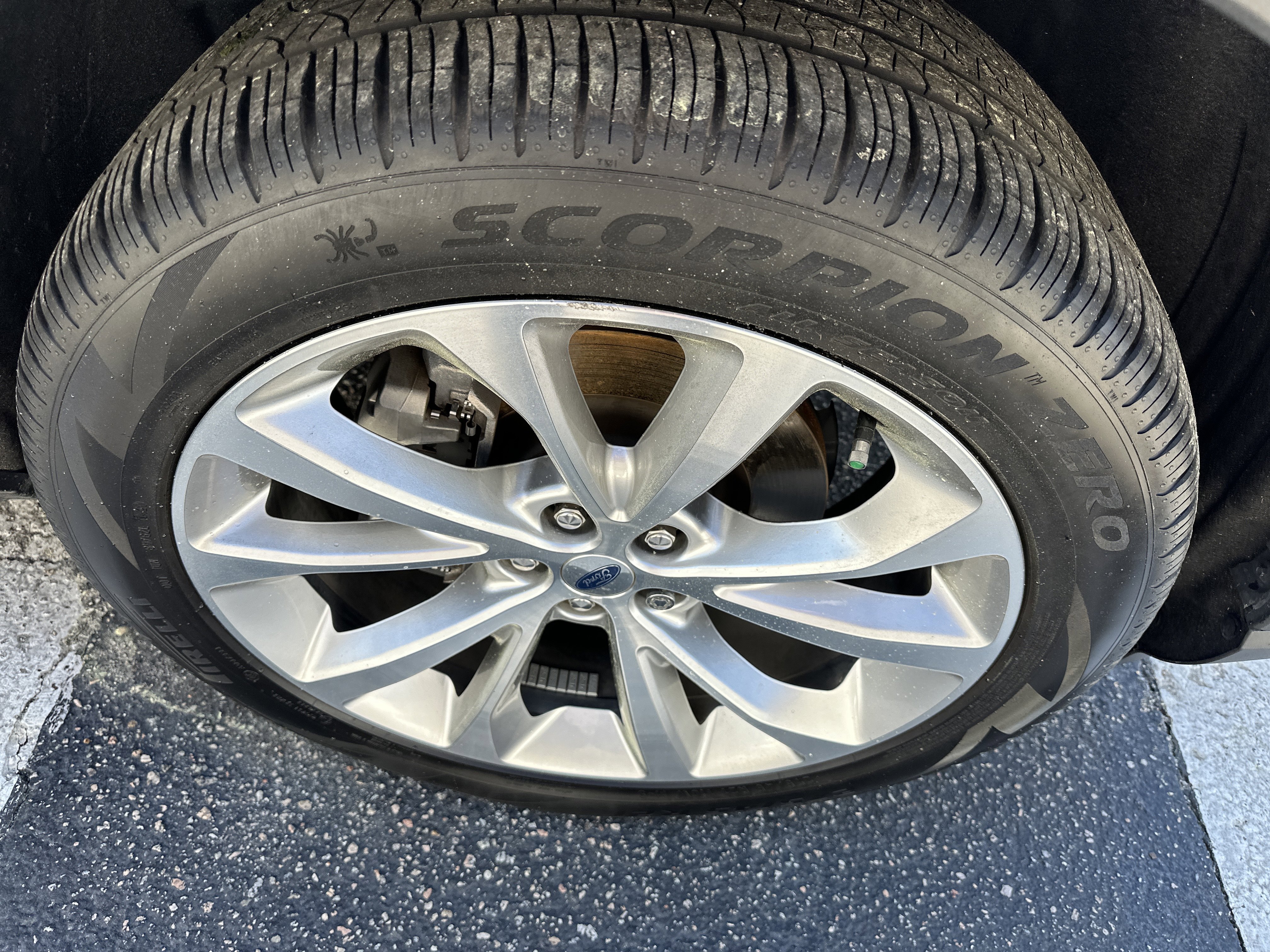 Used 2021 Ford Explorer Platinum w/ Equipment Group 601A image 6