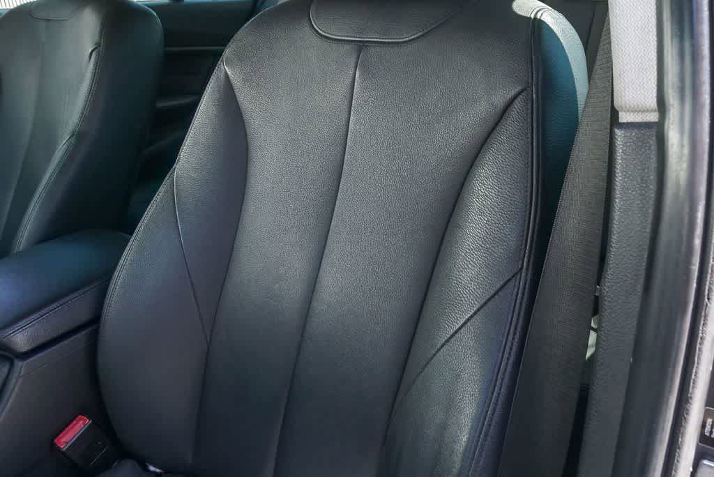 Used 2013 BMW 328i Sedan RWD image 21