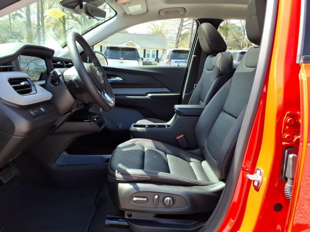 New 2027 Chevrolet Bolt RS w/ Technology Package image 16