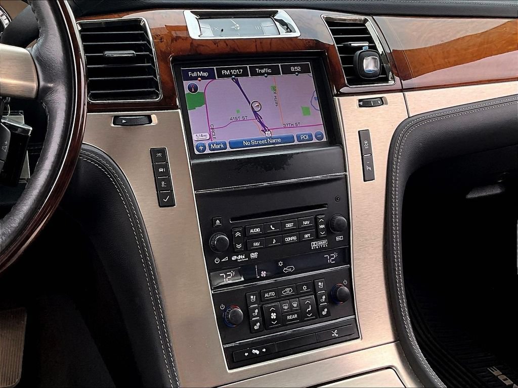 Used 2013 Cadillac Escalade Platinum AWD/4WD image 11