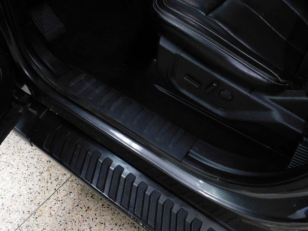 Used 2019 Ford F150 Lariat image 31