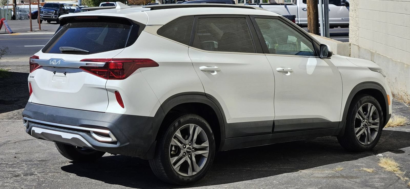 Used 2022 Kia Seltos S FWD image 5
