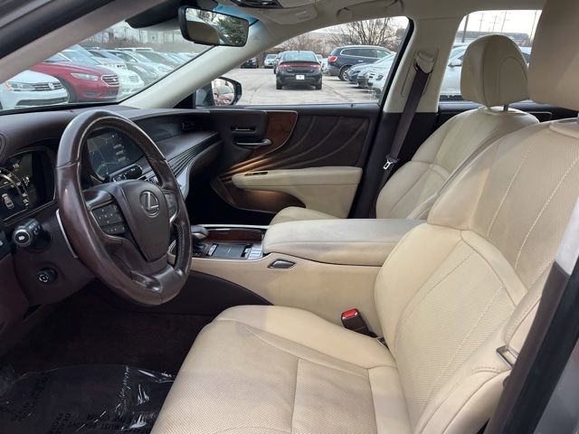Used 2018 Lexus LS 500 AWD w/ Accessory Package (Z1) image 10