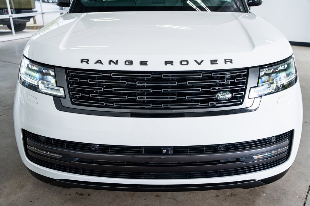 Used 2024 Land Rover Range Rover SE image 15