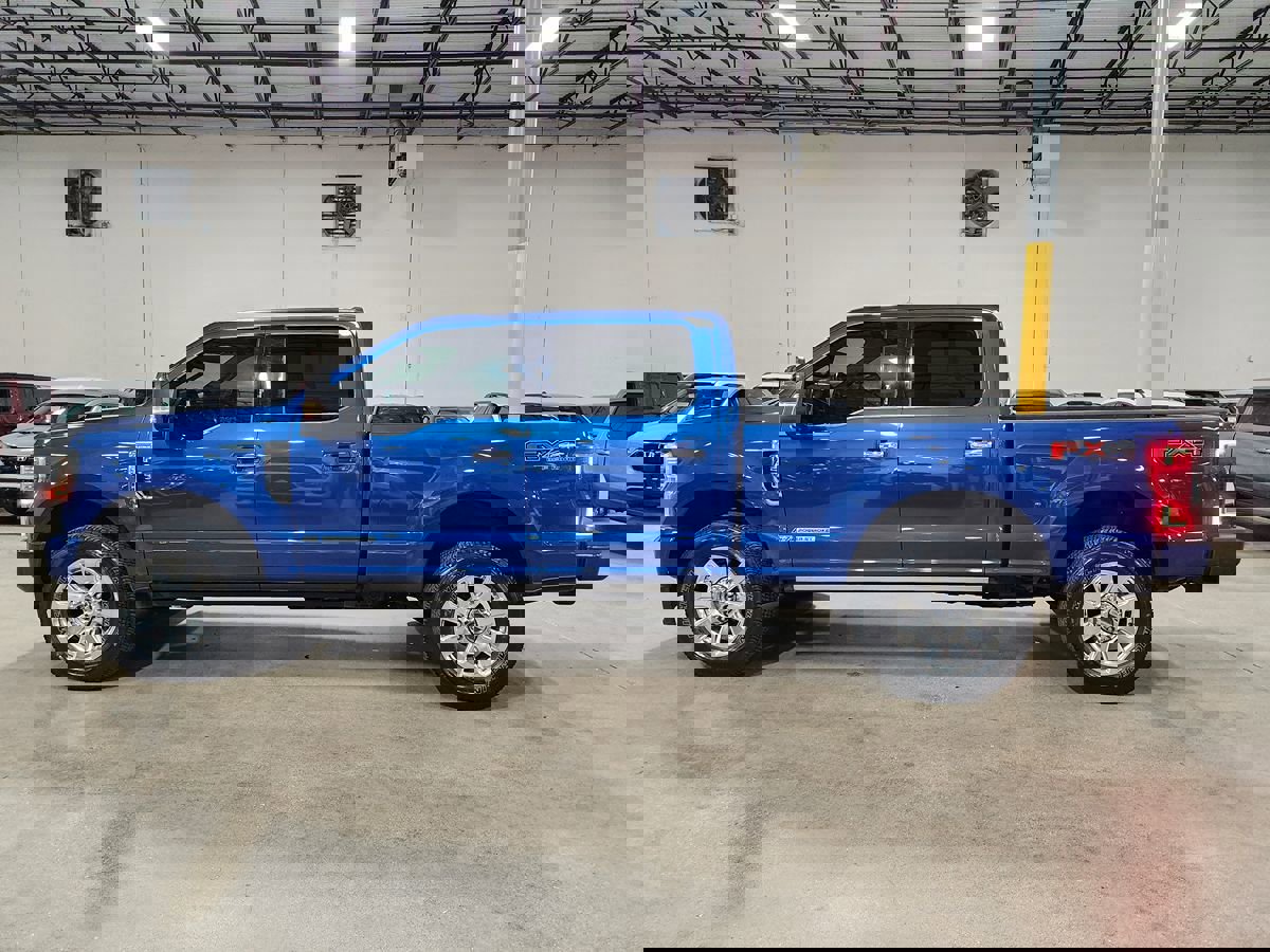 Used 2022 Ford F250 Platinum w/ FX4 Off-Road Package image 8