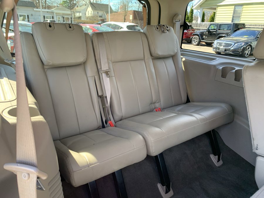 Used 2014 Ford Expedition XLT AWD/4WD image 13
