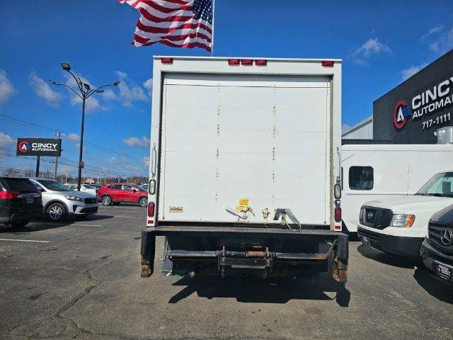 Used 2016 Ford E-350 and Econoline 350 Super Duty w/ Power Windows & Locks Group RWD image 5