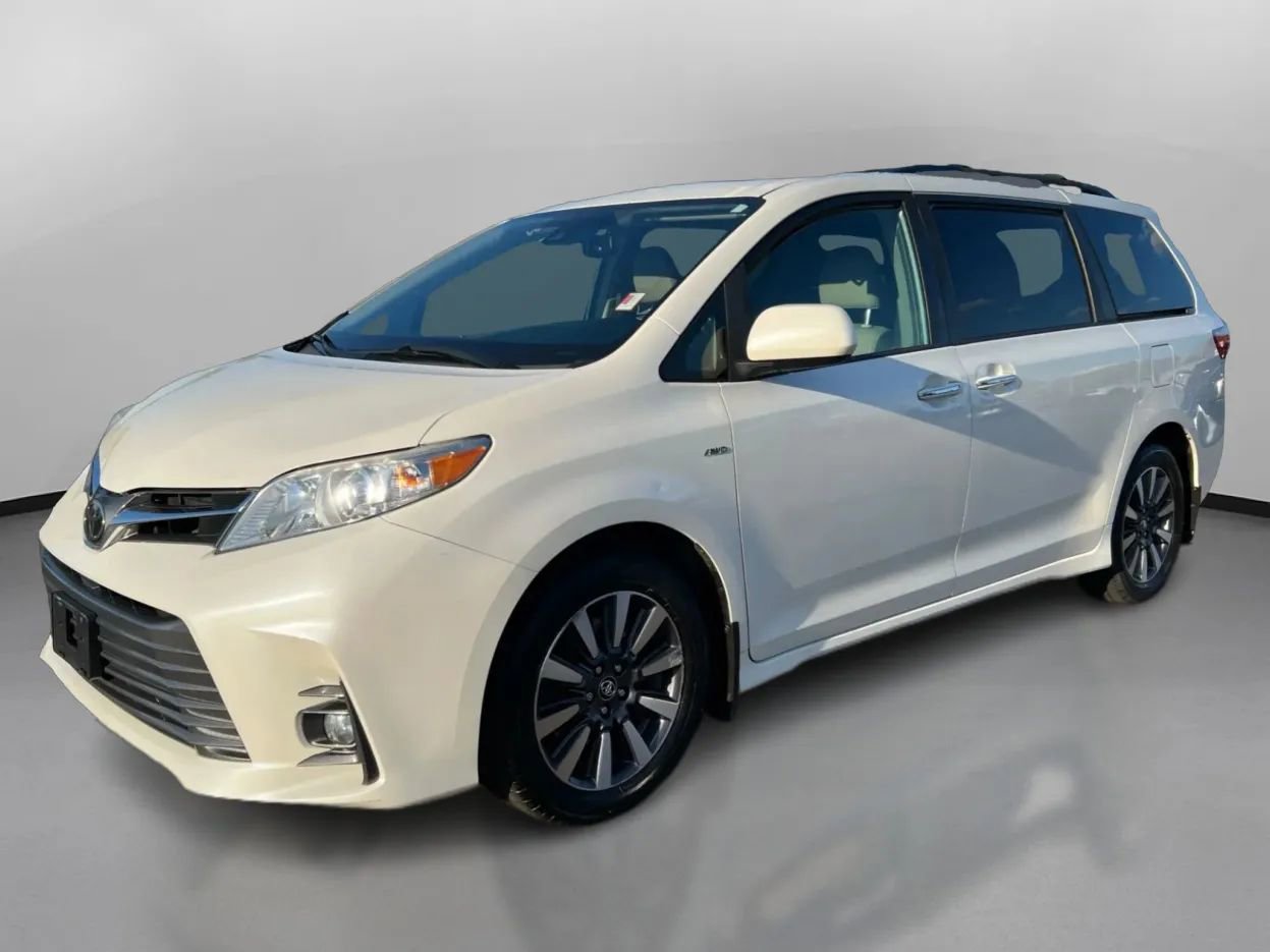 Used 2019 Toyota Sienna XLE Premium AWD/4WD image 5