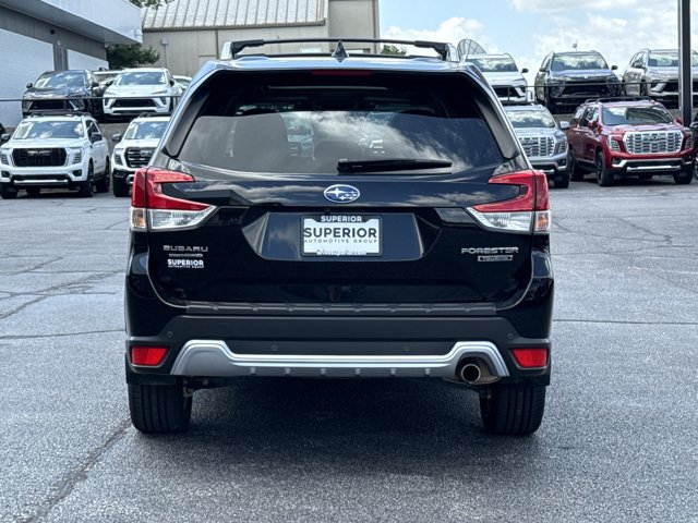 Used 2023 Subaru Forester Touring AWD/4WD image 4