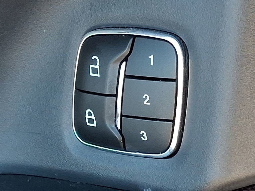 Used 2024 Ford Expedition Max Limited AWD/4WD image 30