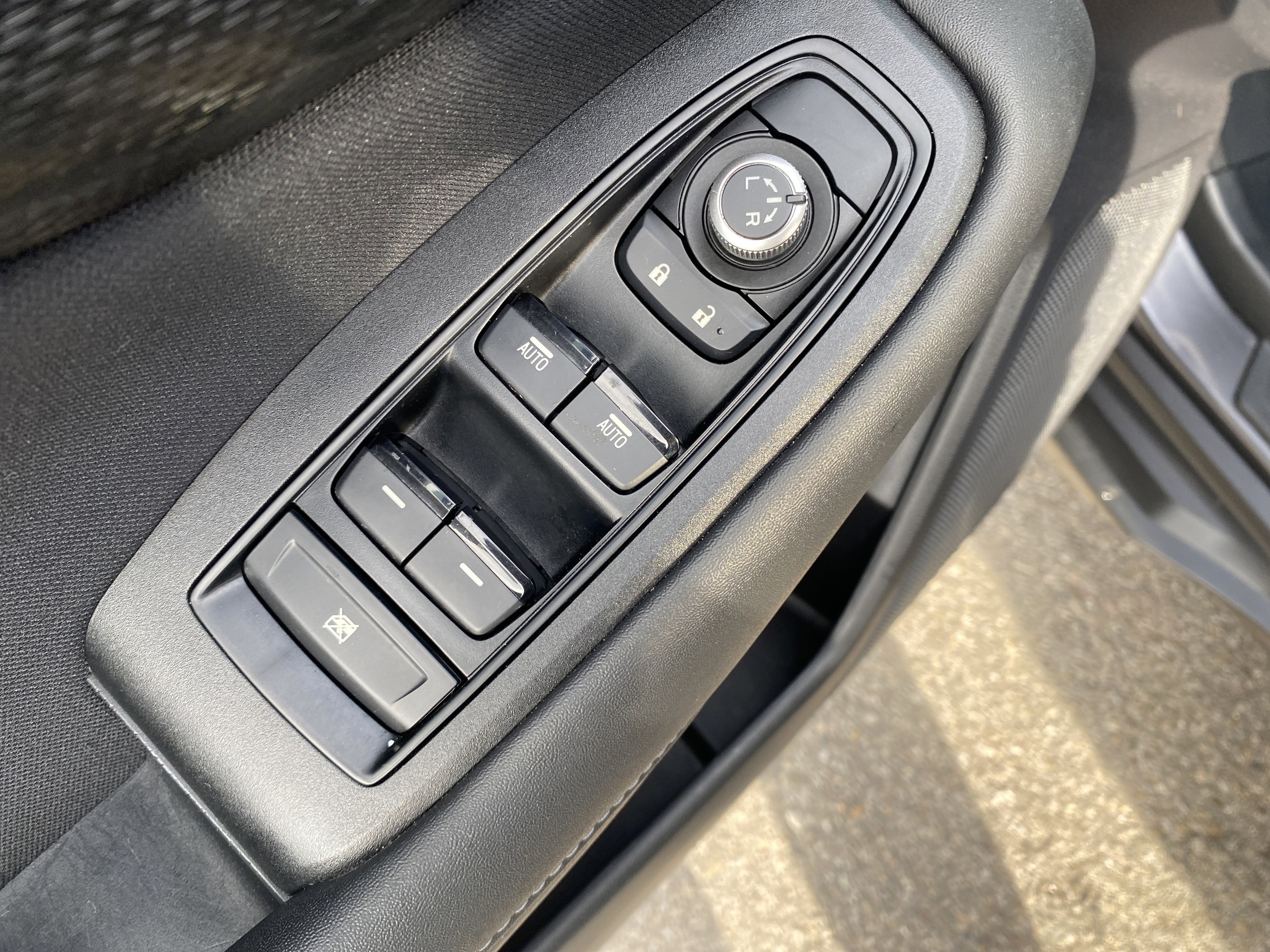 Used 2020 Subaru Outback Premium AWD/4WD image 18