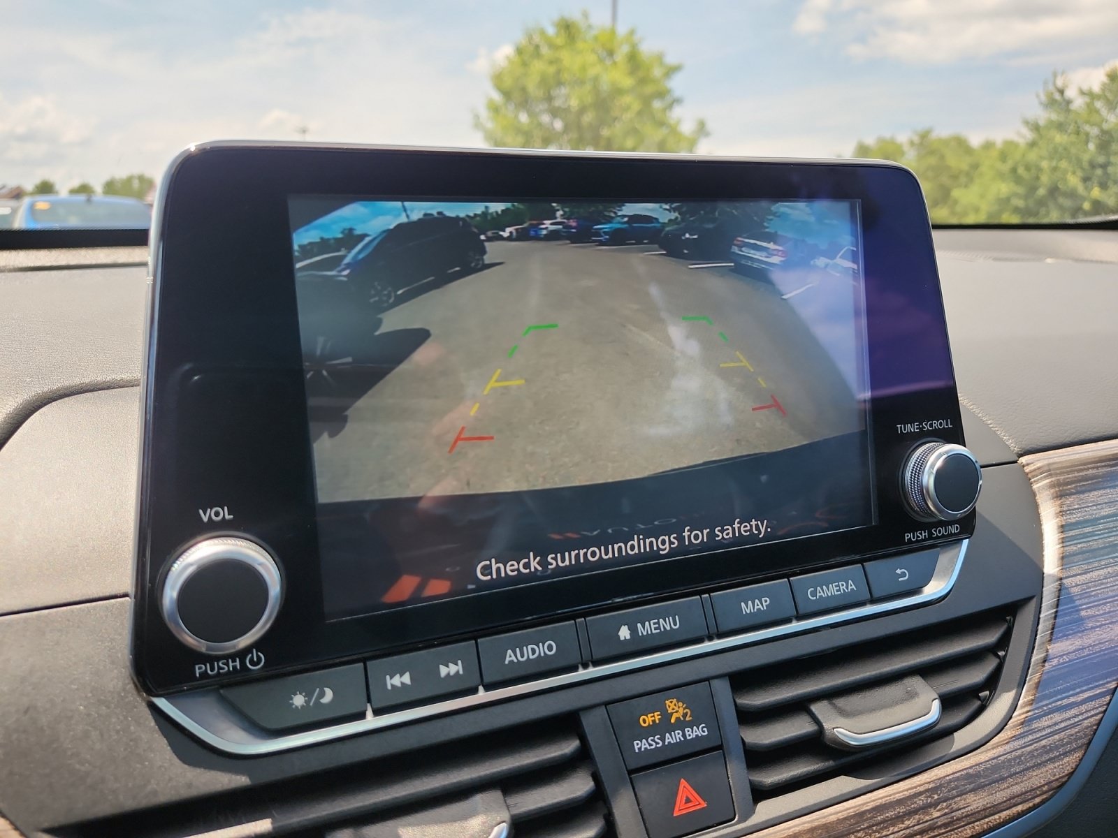 Used 2019 Nissan Altima 2.5 SL FWD image 17