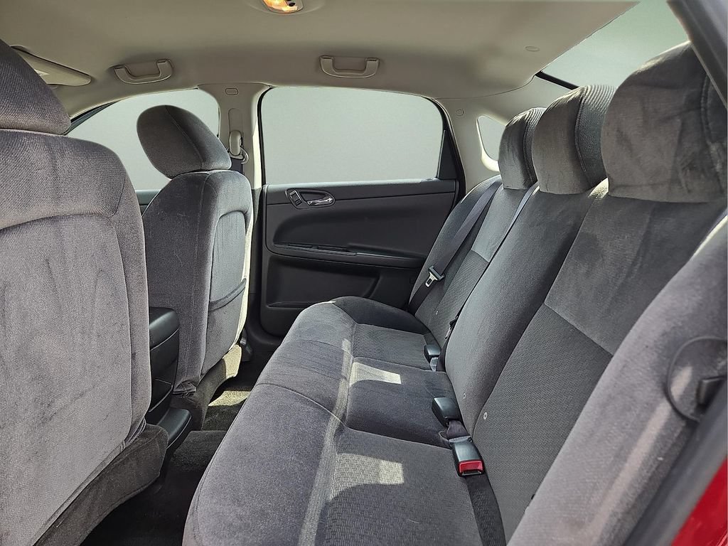 Used 2011 Chevrolet Impala LT FWD image 14