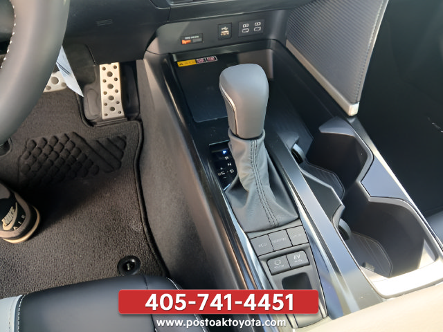 New 2026 Toyota Camry SE w/ Convenience Package FWD image 25