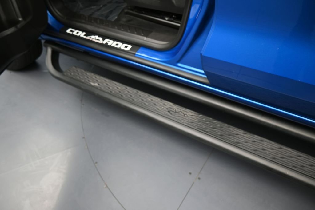 Used 2023 Chevrolet Colorado LT w/ LT Convenience Package II AWD/4WD image 38