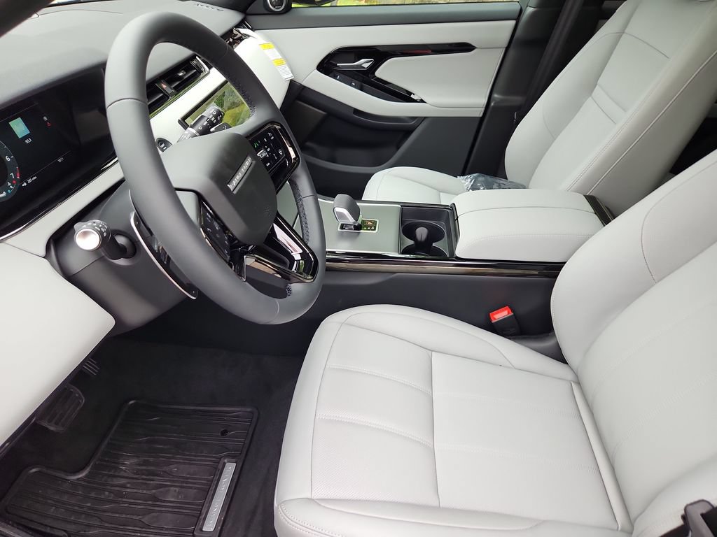 New 2026 Land Rover Range Rover Evoque S AWD/4WD image 23