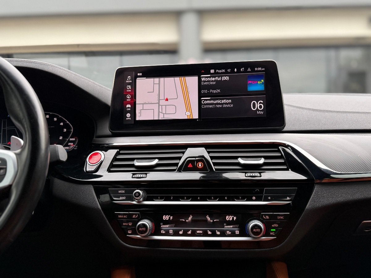 Used 2023 BMW M5 w/ Competition Package AWD/4WD image 25