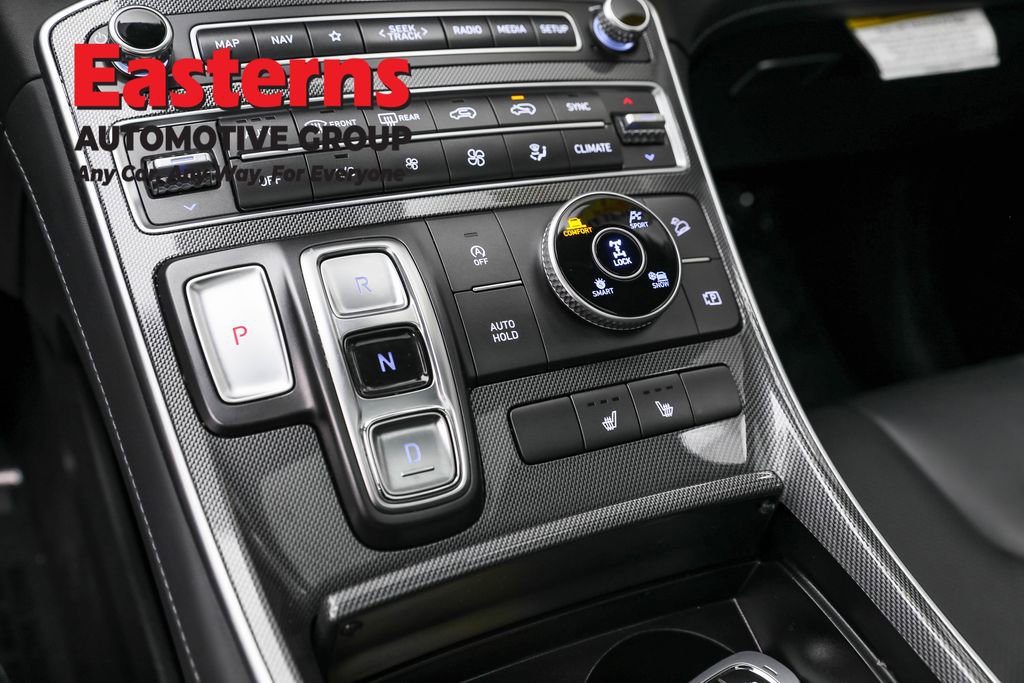 Used 2023 Hyundai Santa Fe SEL w/ Premium Package image 13