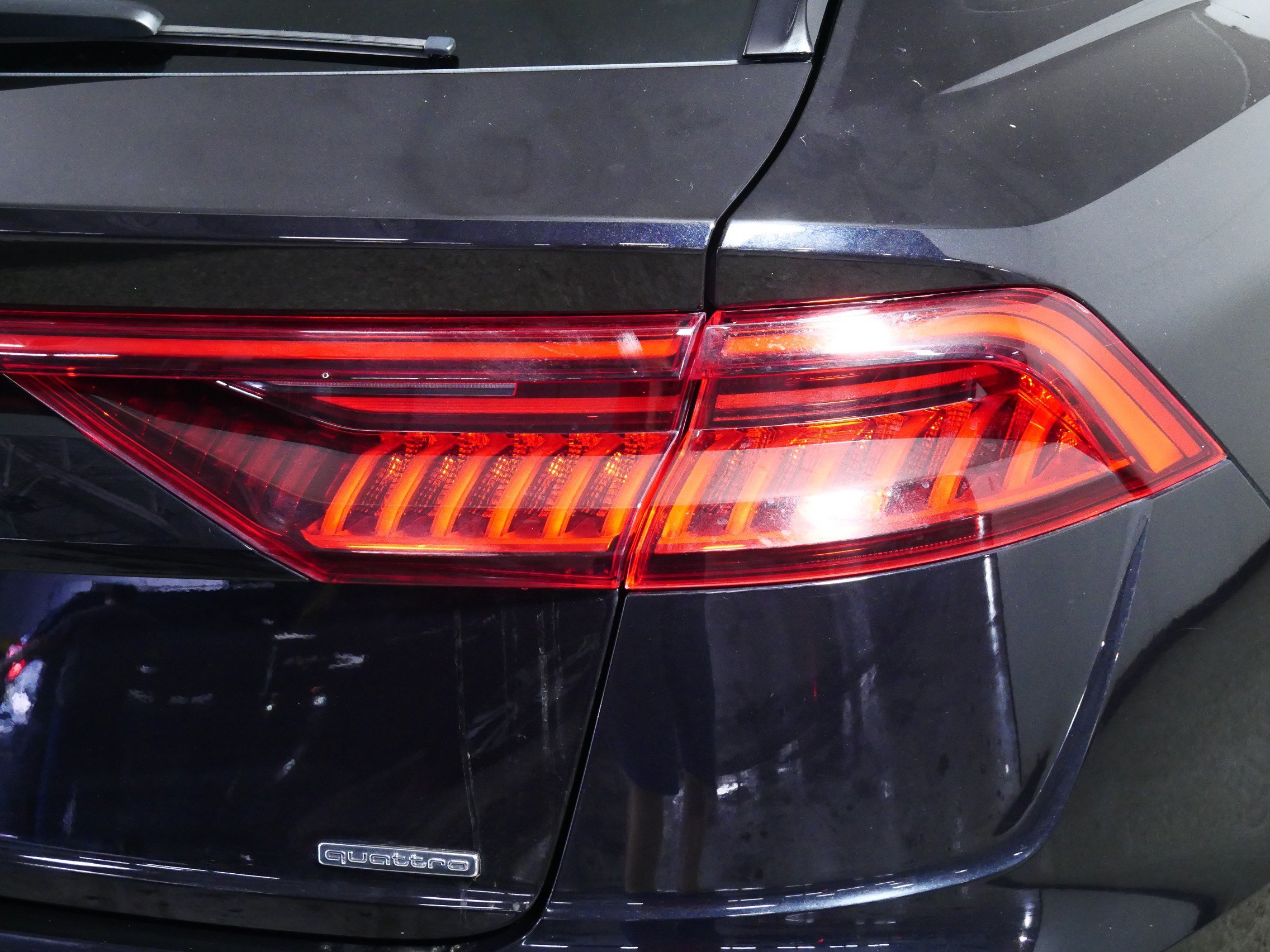 Used 2019 Audi Q8 Prestige AWD/4WD image 17