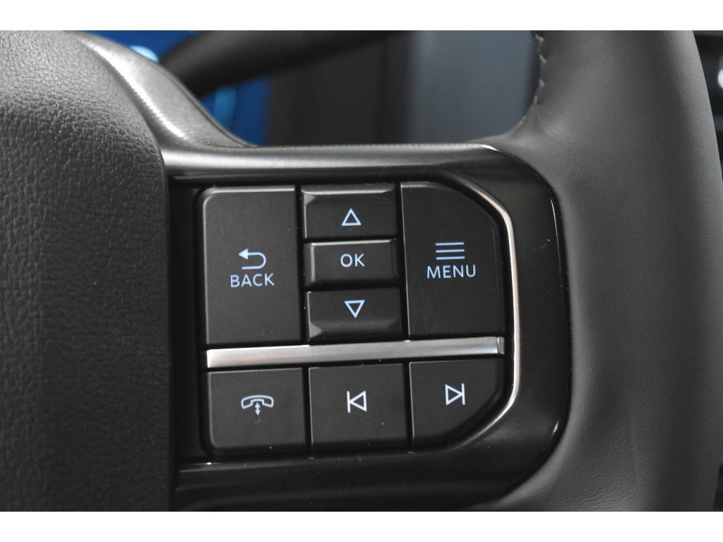 New 2025 Ford F350 Platinum w/ FX4 Off-Road Package image 17