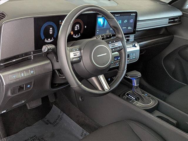 Used 2025 Hyundai Kona SEL FWD image 9