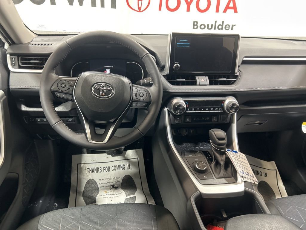Used 2025 Toyota RAV4 XLE image 22