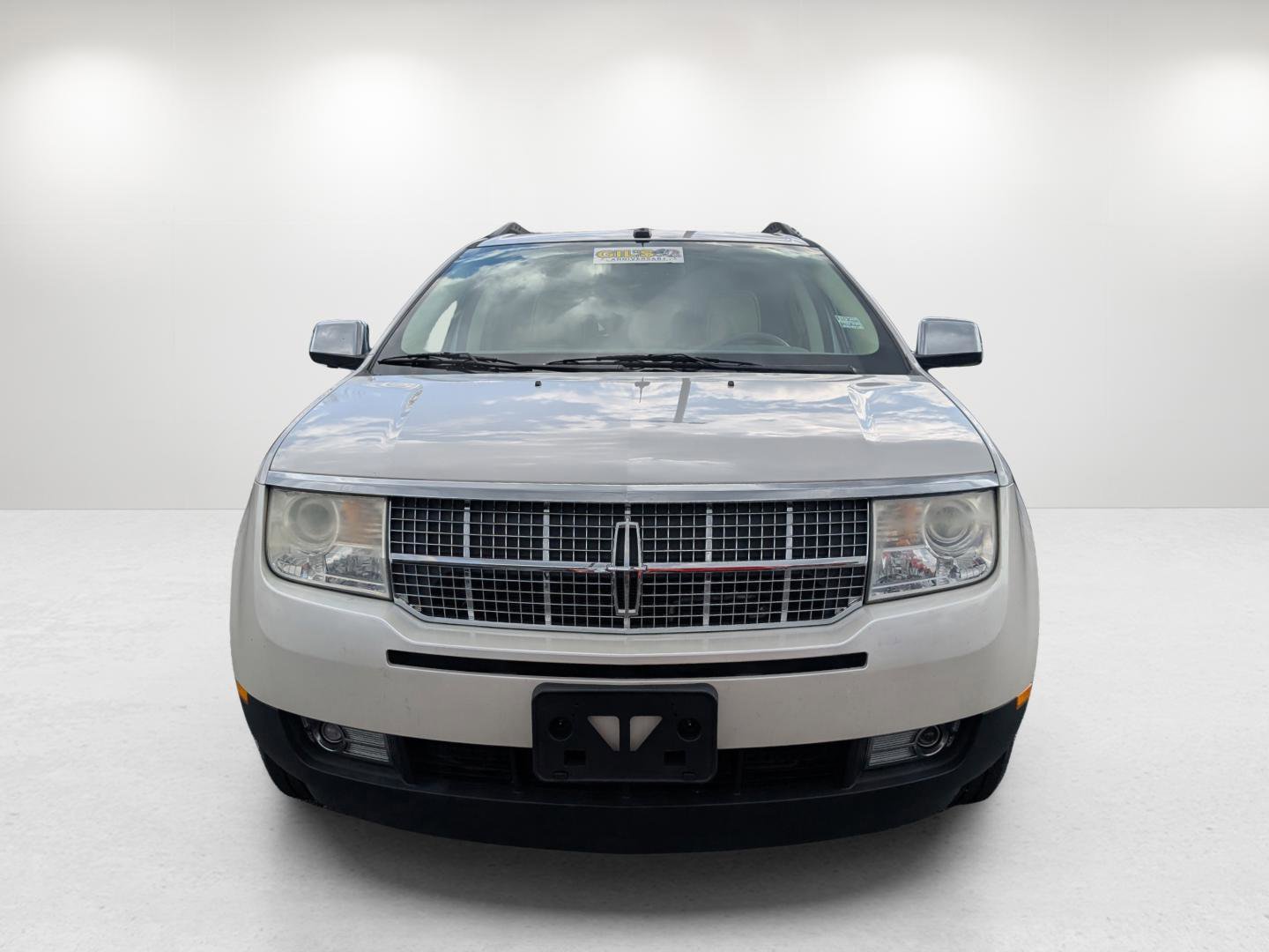Used 2009 Lincoln MKX 2WD image 2
