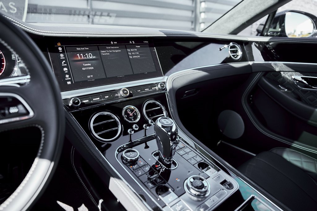 Used 2022 Bentley Continental GT image 54