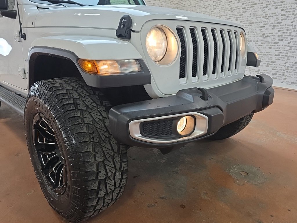 Used 2019 Jeep Wrangler Unlimited Sahara image 10