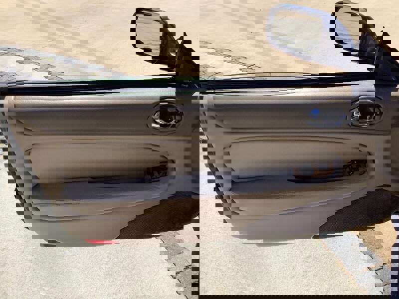 Used 2000 Jaguar XK8 Coupe image 24