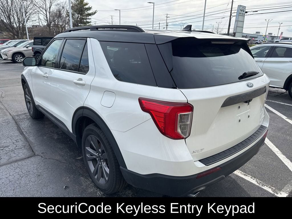 Used 2022 Ford Explorer XLT w/ Equipment Group 202A image 7