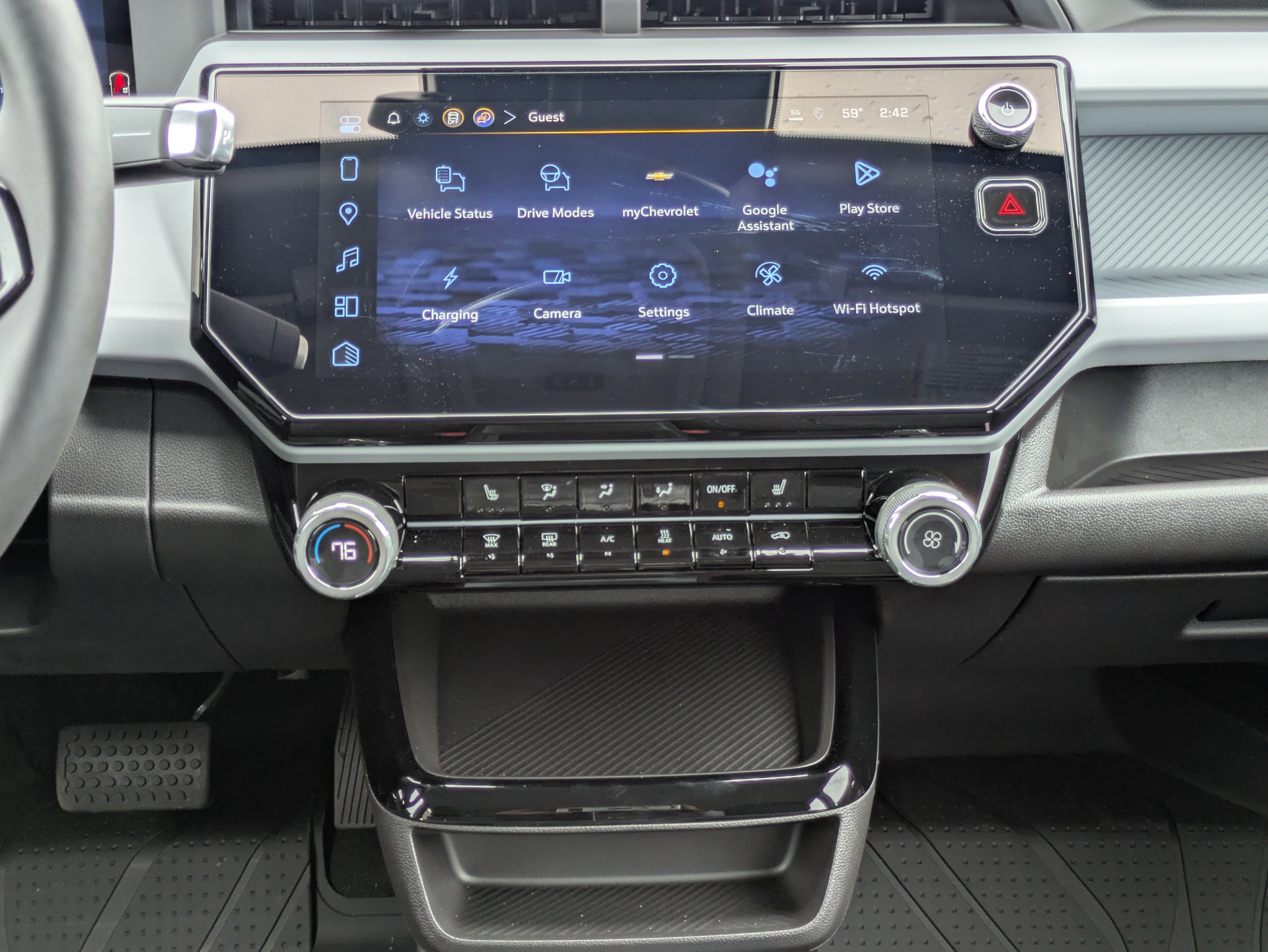 New 2027 Chevrolet Bolt LT w/ Comfort Package FWD image 5