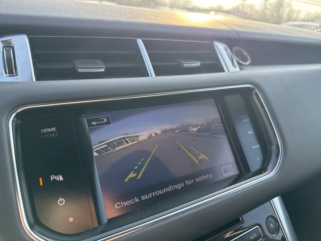 Used 2014 Land Rover Range Rover Sport HSE image 17