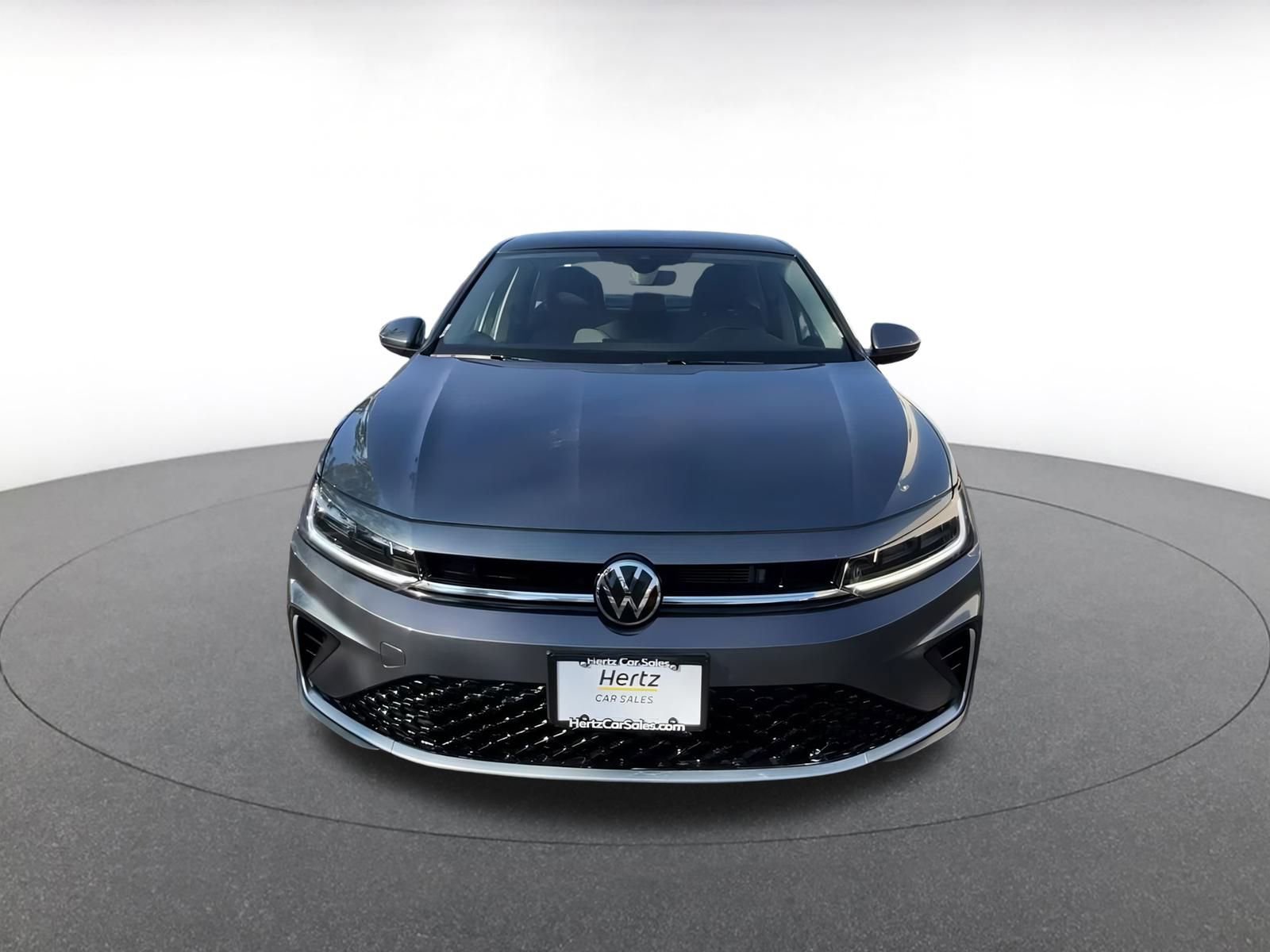 Used 2025 Volkswagen Jetta SE image 8