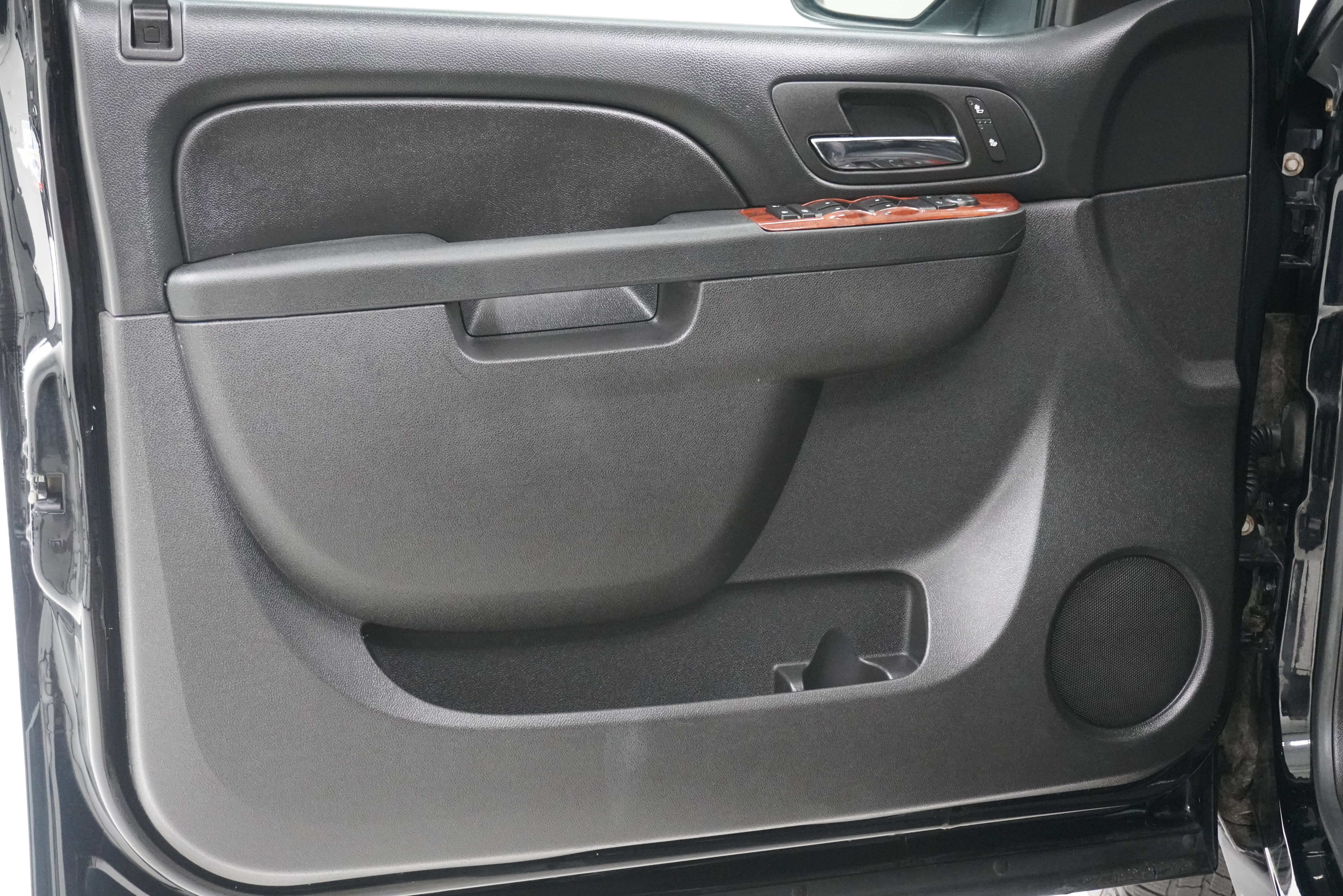 Used 2014 GMC Yukon XL SLT image 15