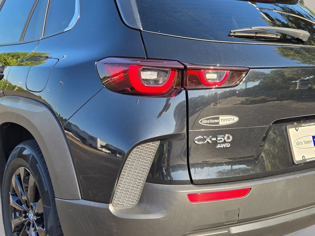 Used 2025 MAZDA CX-50 AWD 2.5 S w/ Preferred Package image 8
