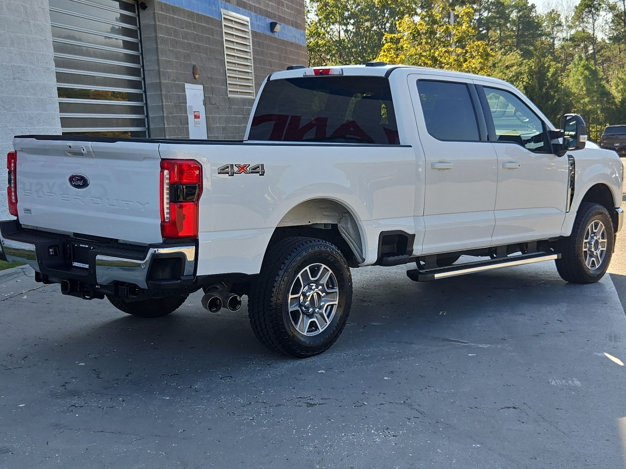 Used 2026 Ford F250 Lariat AWD/4WD image 7