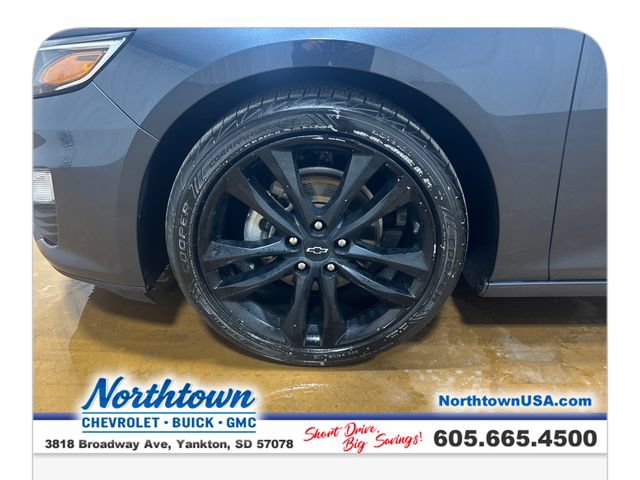 Used 2021 Chevrolet Malibu LT w/ Sport Edition FWD image 12