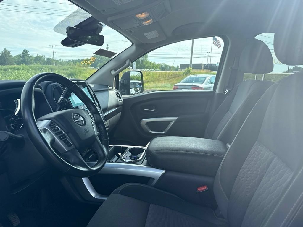 Certified 2023 Nissan Titan SV w/ SV Convenience Package AWD/4WD image 8